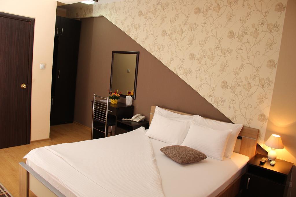 Garni Hotel Rile Men Ni Kamer foto