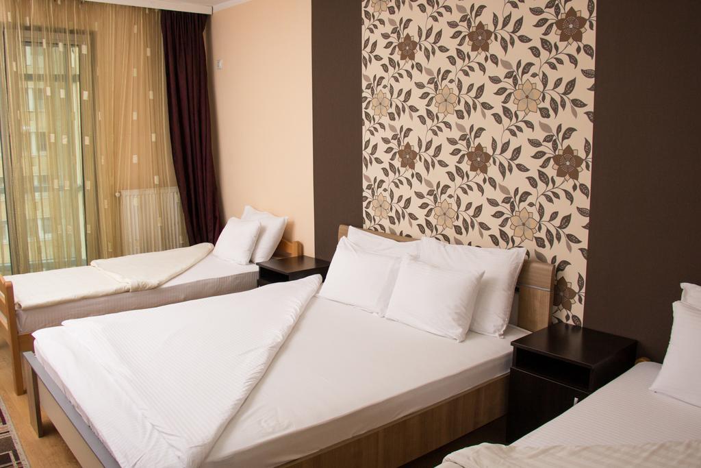 Garni Hotel Rile Men Ni Kamer foto