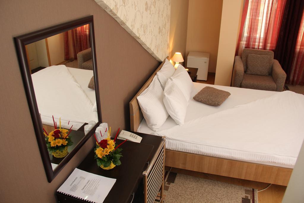 Garni Hotel Rile Men Ni Kamer foto