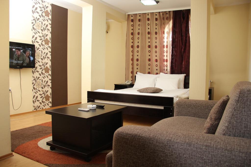 Garni Hotel Rile Men Ni Kamer foto