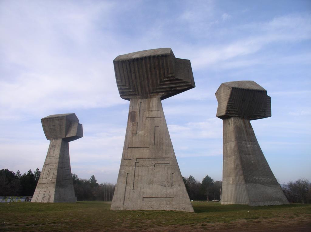 Garni Hotel Rile Men Ni Buitenkant foto