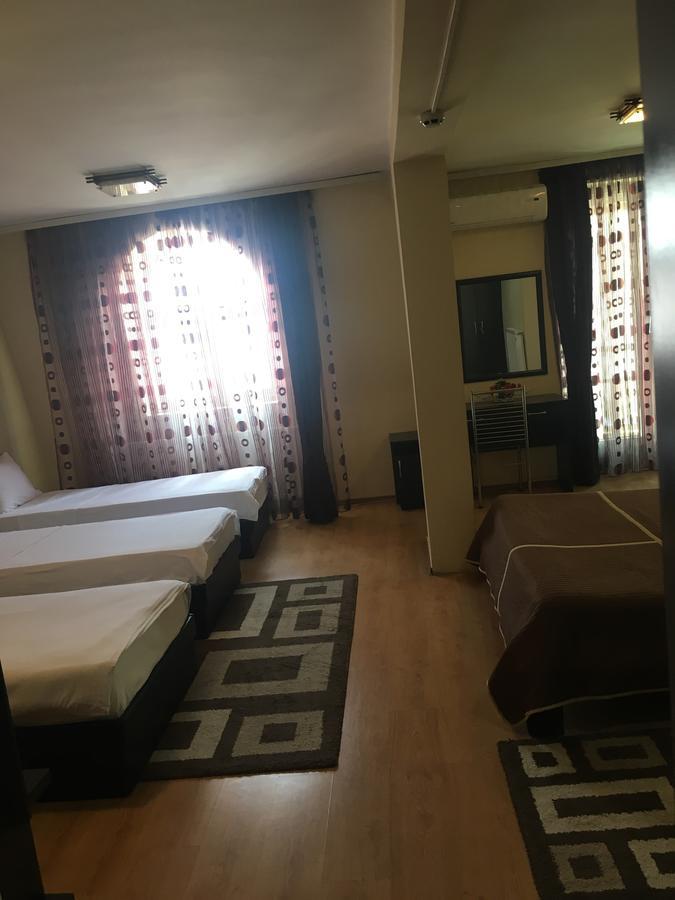 Garni Hotel Rile Men Ni Buitenkant foto